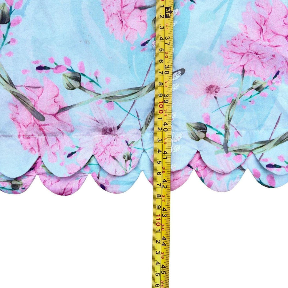 Light Blue Floral Embroidered Women’s Kurta - Picture 8 of 11
